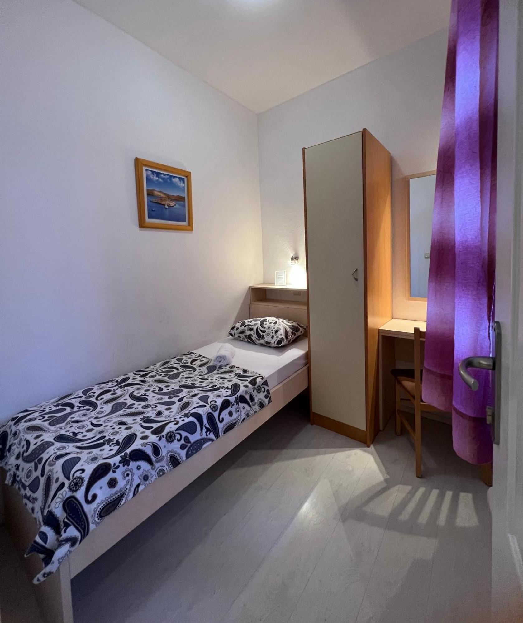 Story Apartment Baska Voda Luaran gambar